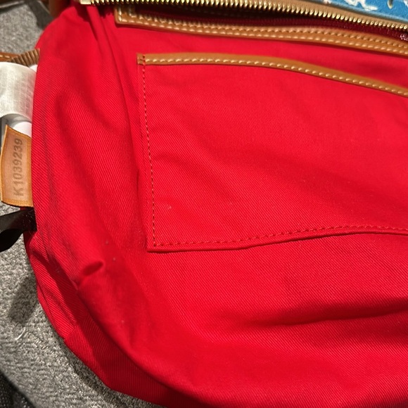 Disney Dooney & and Bourke Disney Cruise Line Crossbody Bag. - Picture 3 of 10